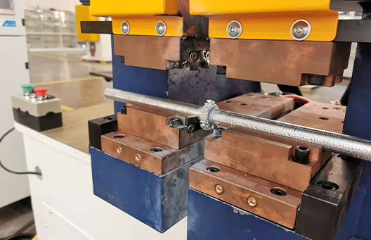 变频闪光对焊机工作过程 变频闪光对焊机工作过程